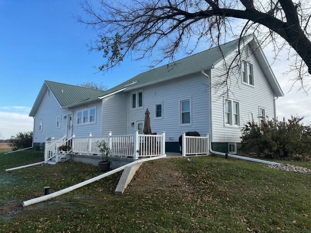 Are Seamless Gutters Better Than Sectional Gutters